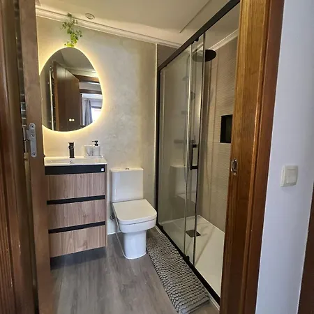 Apartment En Punta Prima Con 3 Piscinas, 2 Dormitorios,2 Banos ,parking Y Seguridad 24 *
