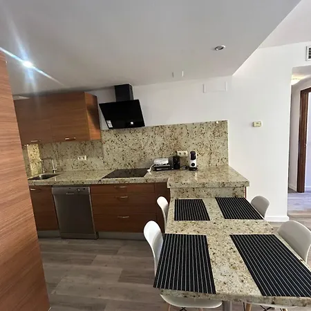En Punta Prima Con 3 Piscinas, 2 Dormitorios,2 Banos ,parking Y Seguridad 24 * Torrevieja