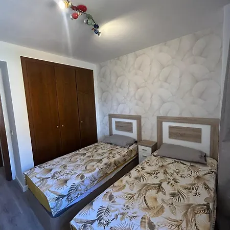 En Punta Prima Con 3 Piscinas, 2 Dormitorios,2 Banos ,parking Y Seguridad 24 Apartment *